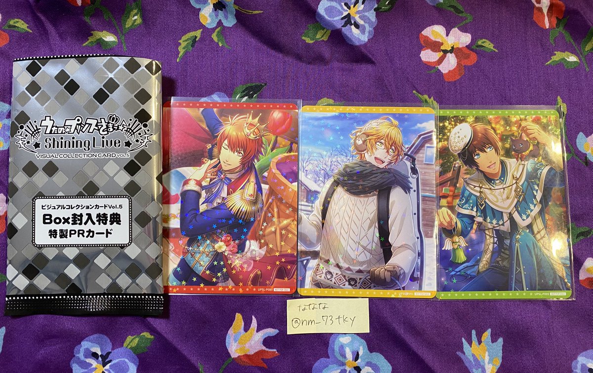 ななな tweet media