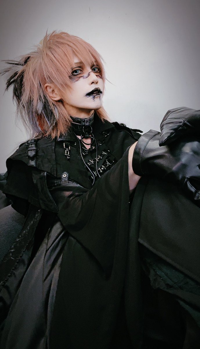 剣 Guitarist tweet media