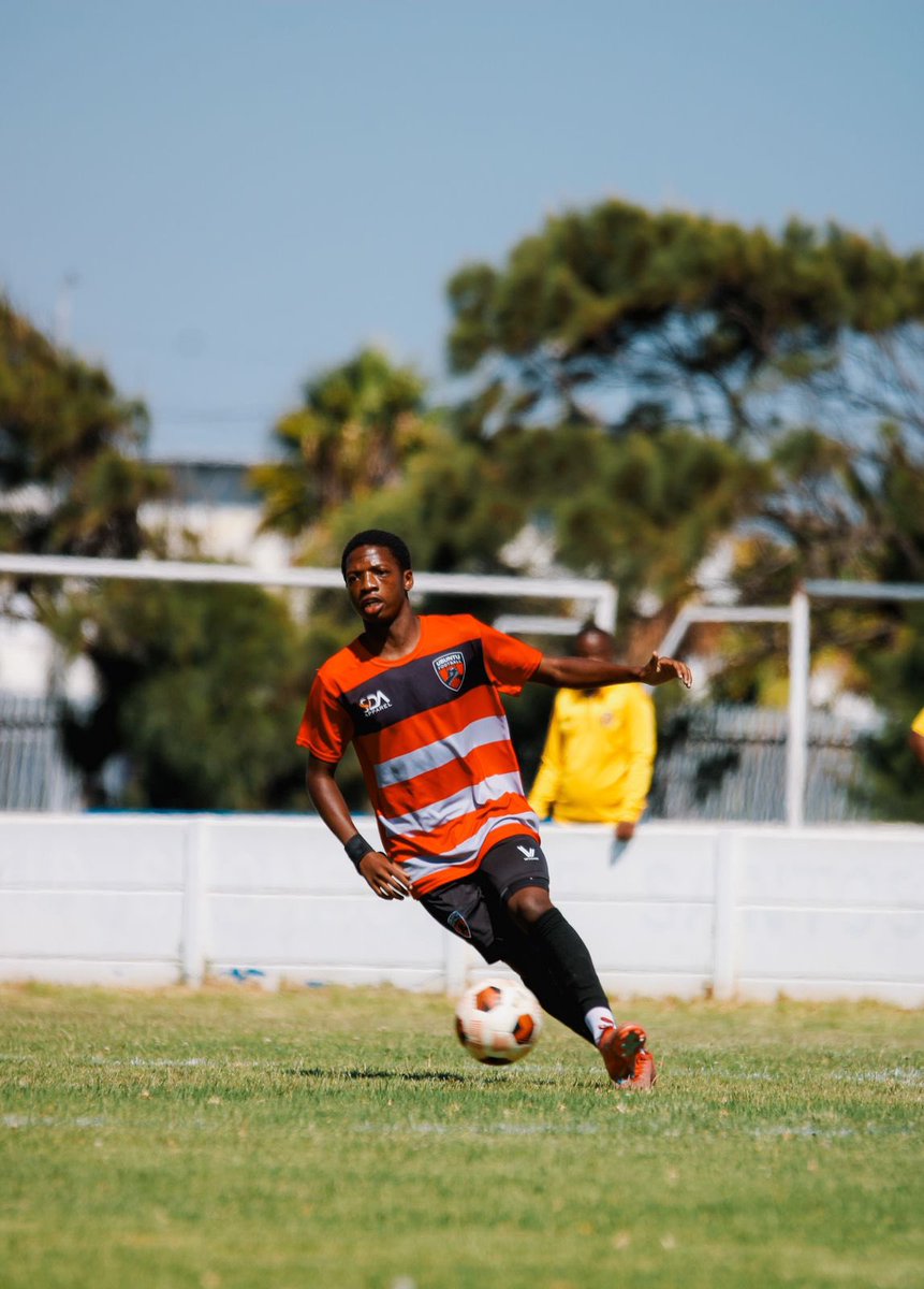Ubuntu Football tweet media