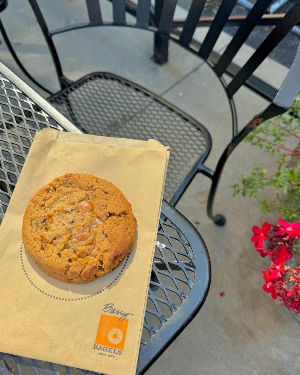 Something sweet to go with your bagel 🍪🧡