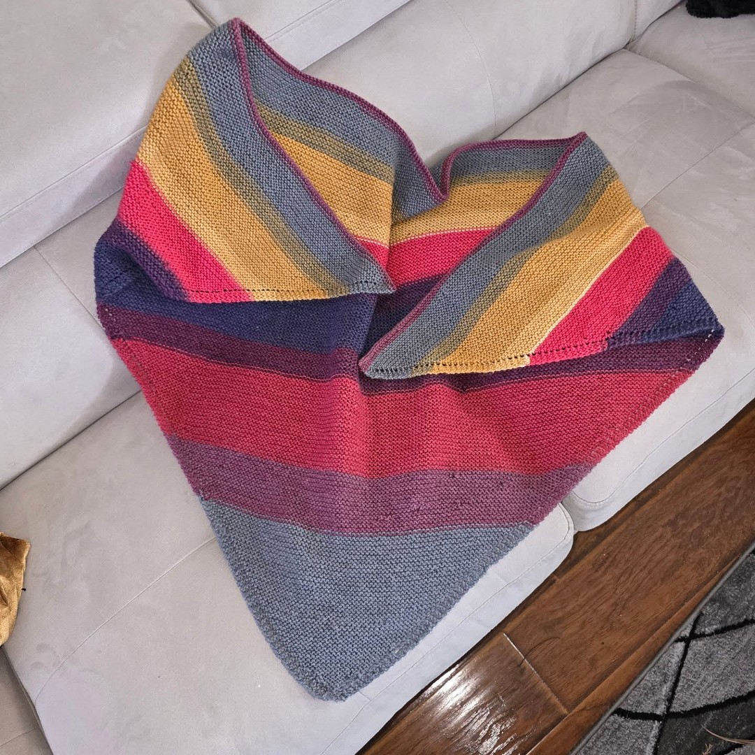 LionBrandYarn's tweet image. A color combo we can’t get over!! 🌈
Mandala® Yarn: ow.ly/Yk3I50YIW9y
📷 jen_creates_it_all (IG) 
.
#knit #knitknitknit #knitting #knitwear #handmade #diycrafts #yarn #yarnlove #yarncrafts #knittersofinstagram