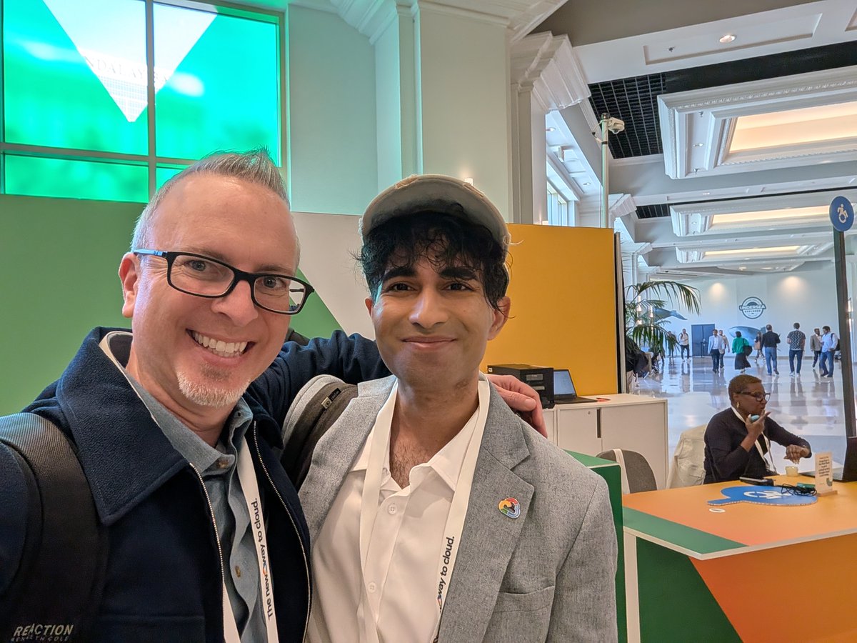 rseroter's tweet photo. One more day of #GoogleCloudNext. I'm hoping to bump into more of my favorite people before I fly out.

Yesterday I found the incomparable @addyosmani, and the best analyst relations lead in the biz, @rhoshimi. https://t.co/En3CNuNfah
