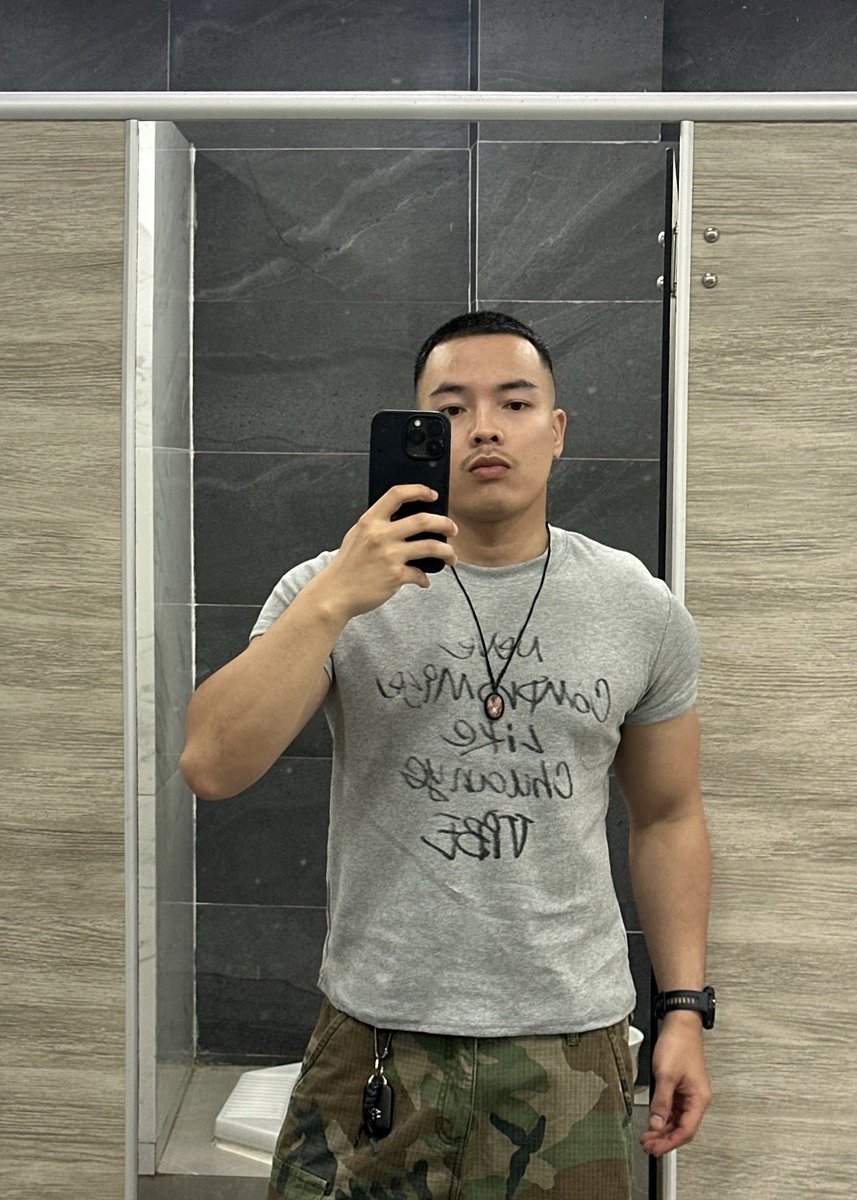 spmgoshock's tweet photo. ทหารท่อนล่างครับวันนี้ #ทหารหมี https://t.co/2bSB9zdNxt