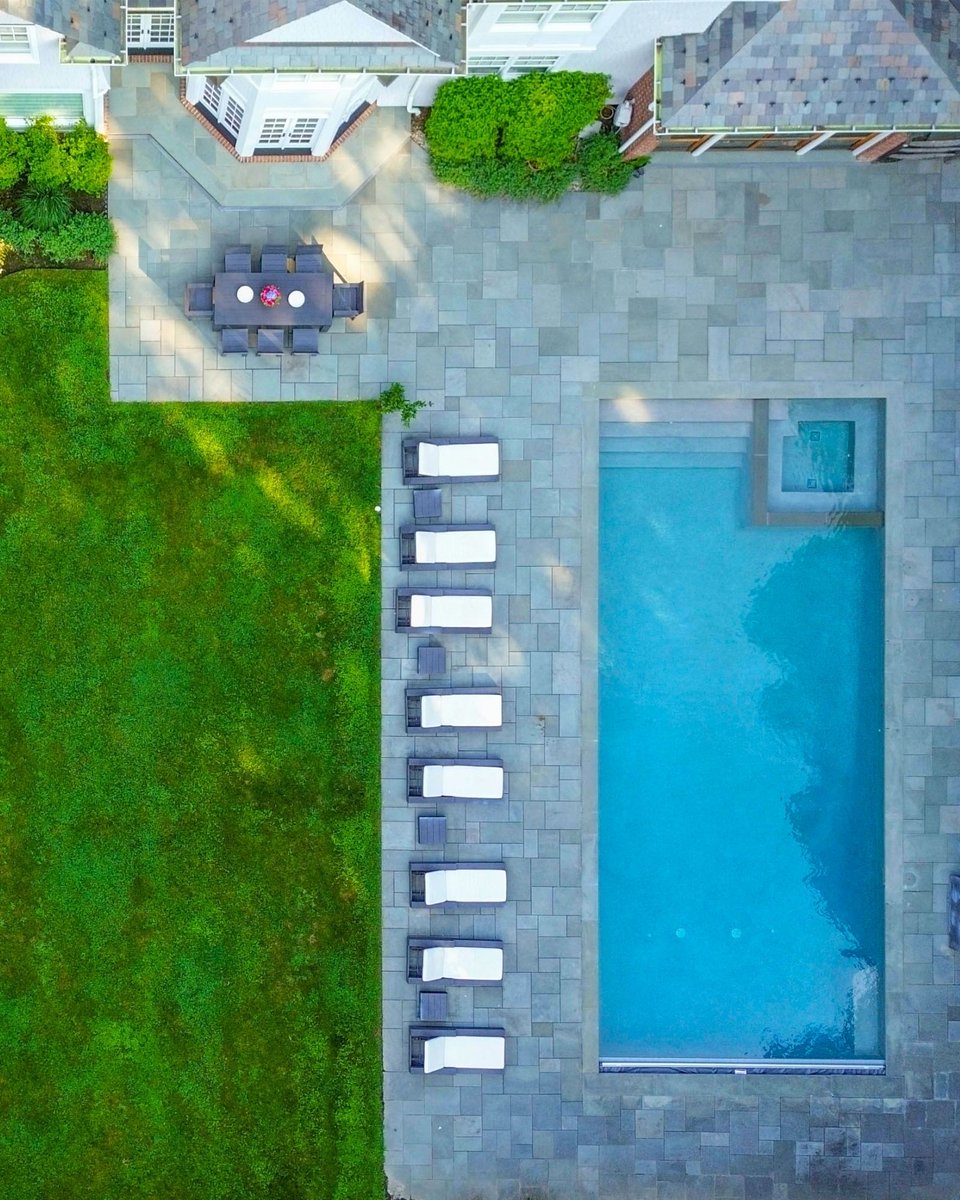 mufsonpools's tweet image. At Mufson Pools, we design #outdoor environments that bring your #backyard to life—from #pools and #patios to #landscaping and everything in between.

When your space is done right, the sunshine feels even better.

Get a little sun with Mufson:
🔗 mufsonpools.com