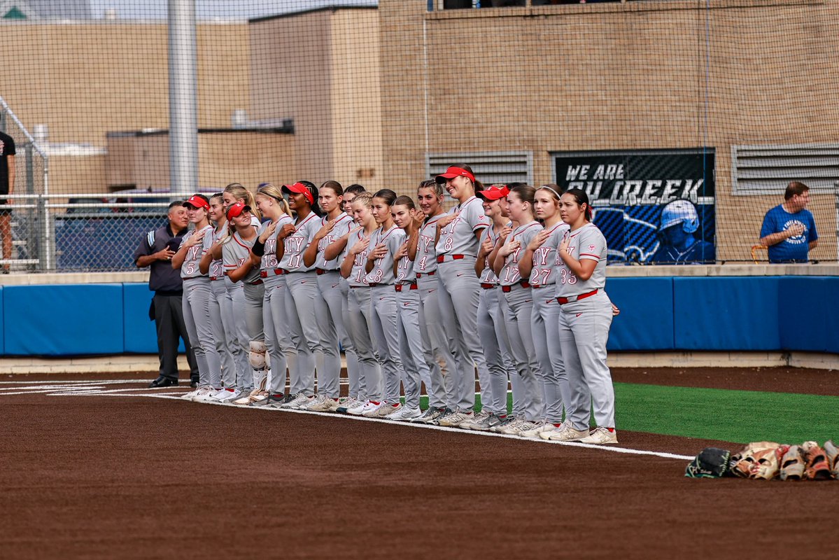 Official Katy Softball tweet media