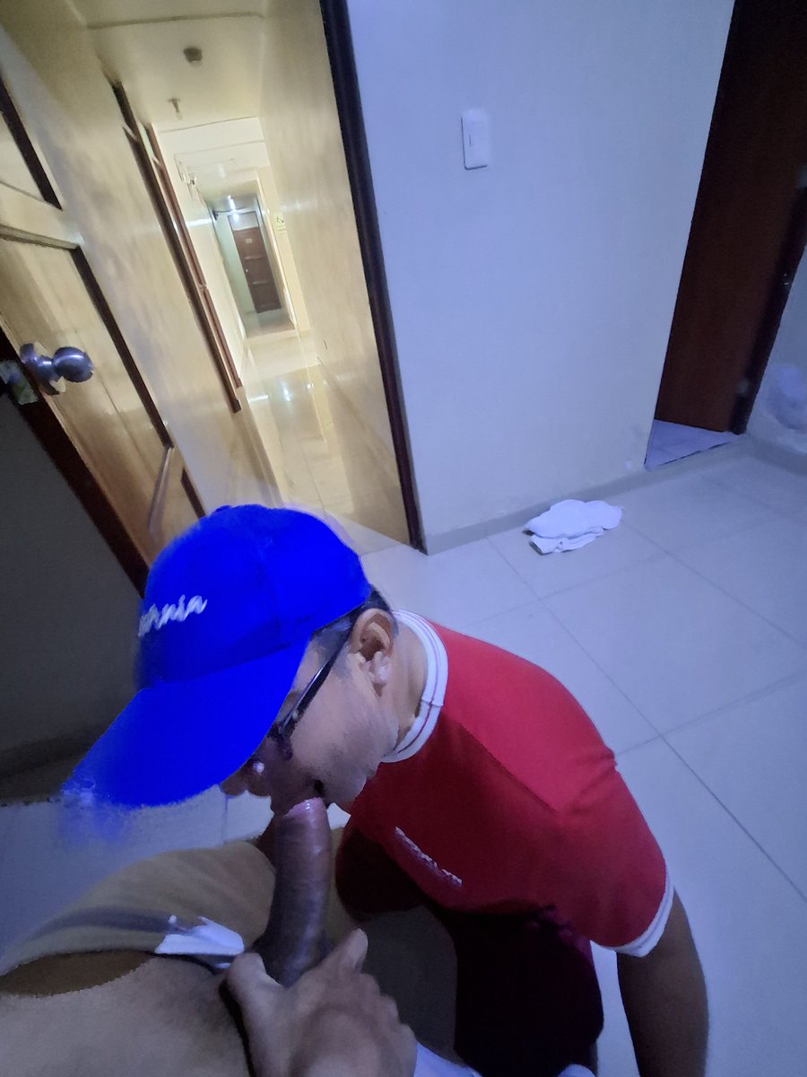 Morboseando con la puerta abierta 🍆🔥