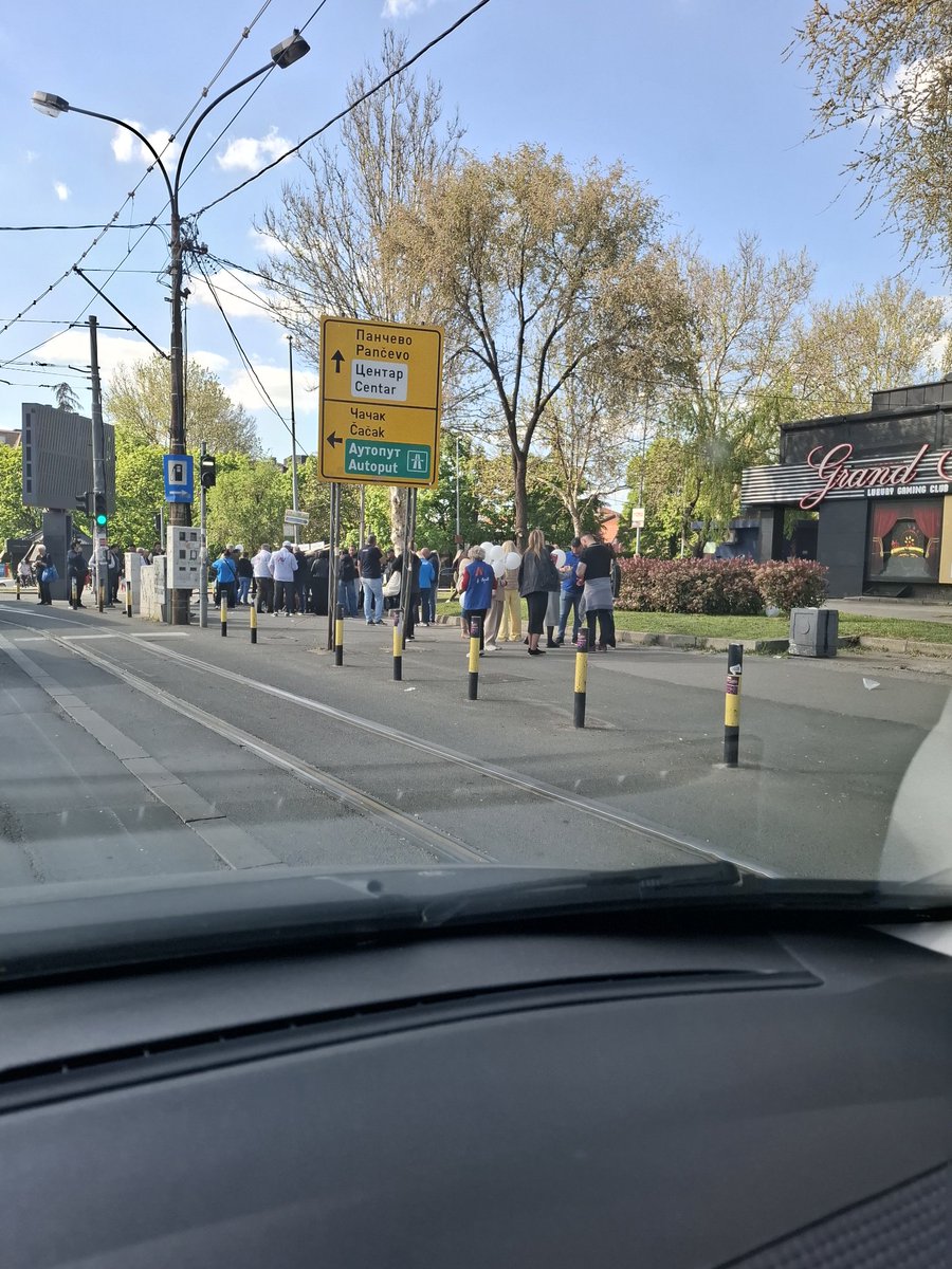 Sekta na Cvetkovoj pijaci
