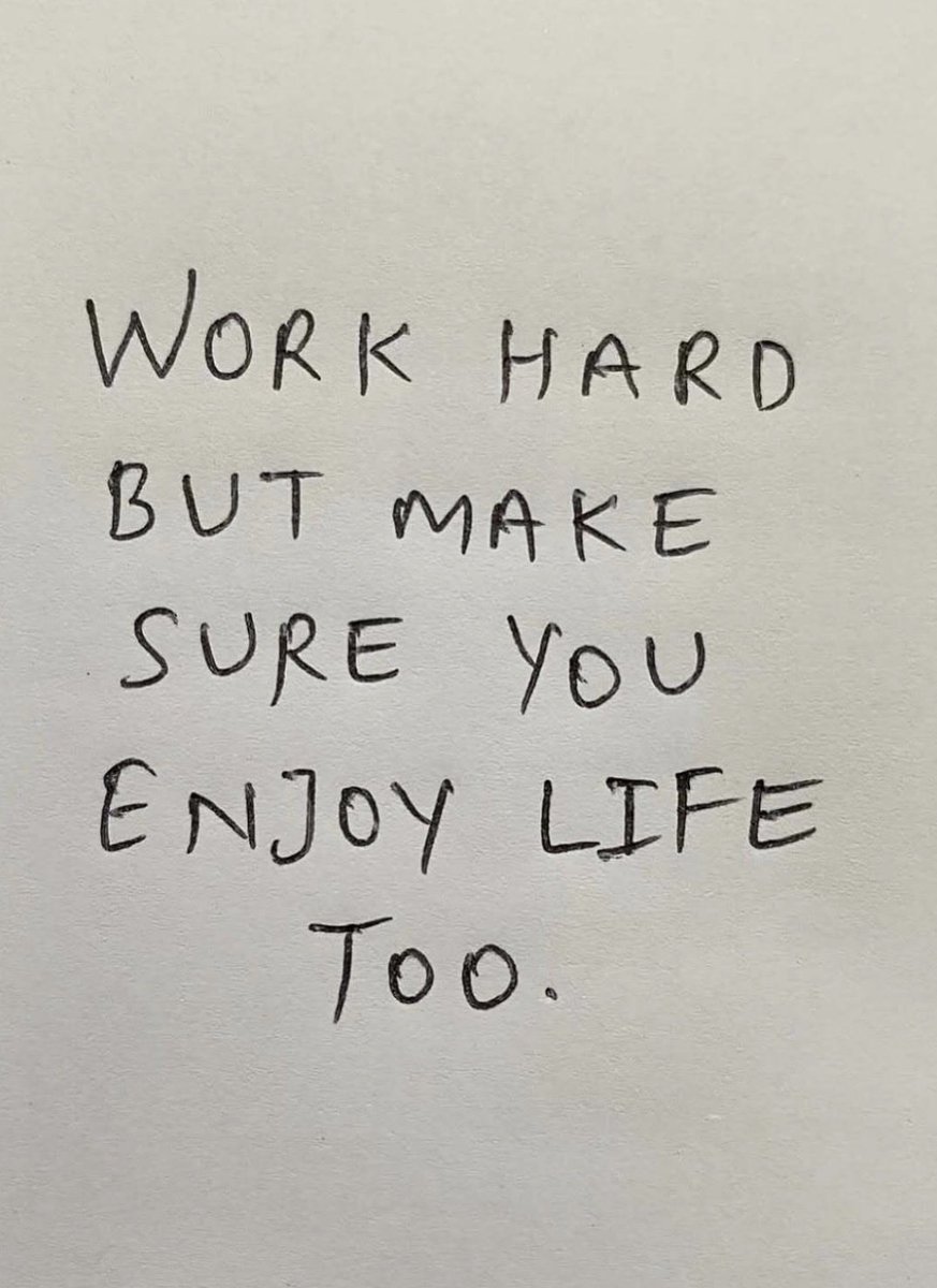 wiseconnector's tweet photo. Live your life. Love your life. https://t.co/WXmVLysNuX