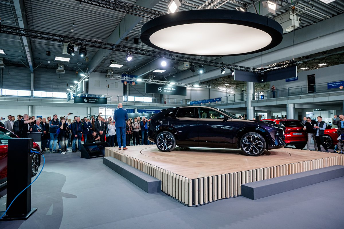 Poznań Motor Show tweet media