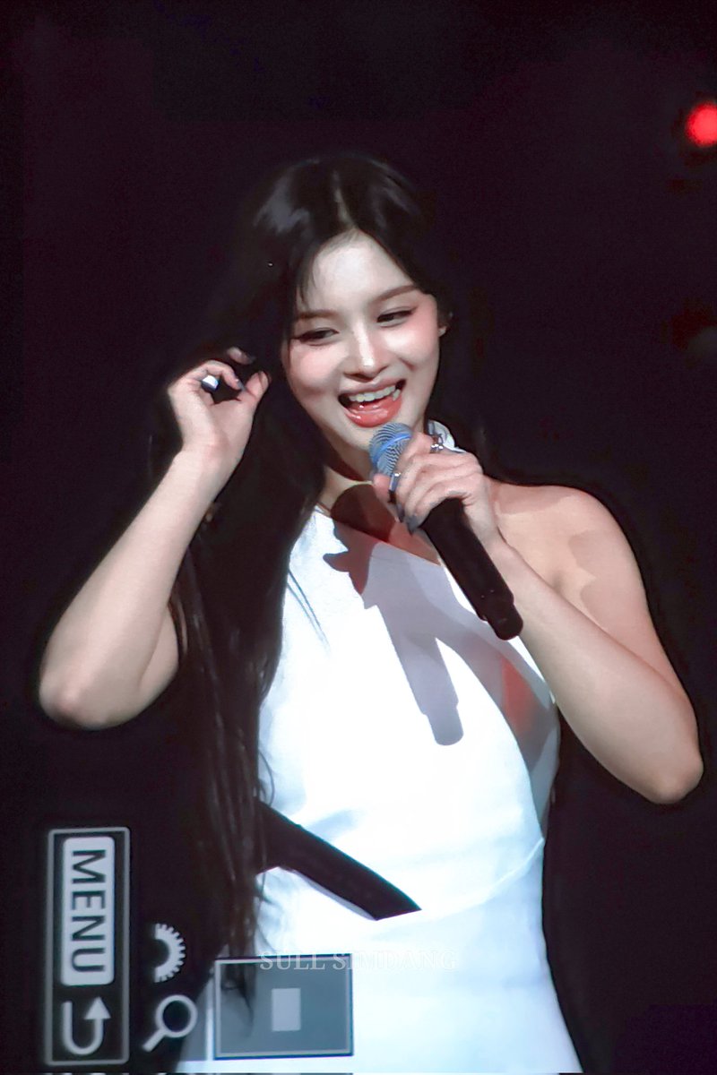 Sull_SimDang's tweet photo. 260424 pre

#NMIXX #엔믹스
#설윤 #SULLYOON https://t.co/EnHw1iuD11