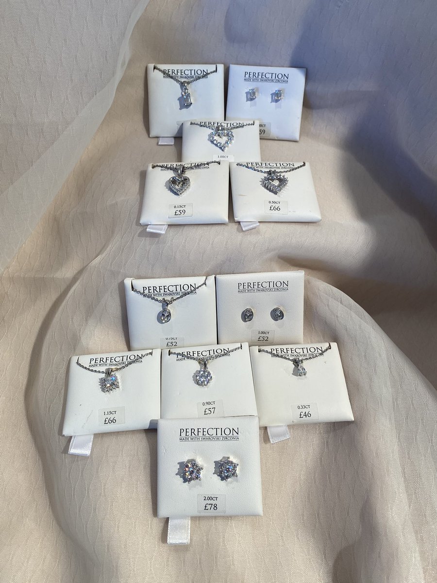 BoormansJ's tweet image. Got a birthday 🎂 in April? Then there is still time to get the perfect gift, we have some beautiful diamonds set in gold or some stunning diamond inspired stones set in silver for that special person. #April #Diamond #BoormansJewellers #Birthday #Birthstone