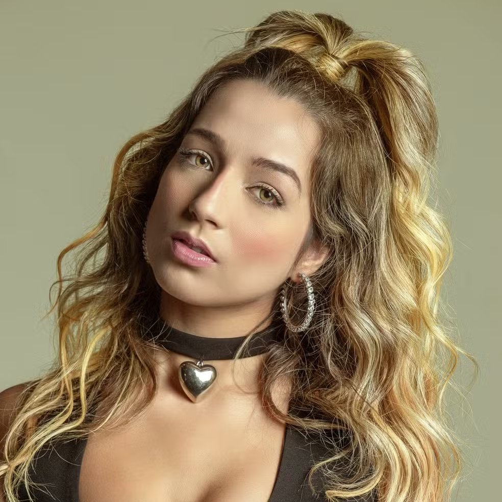 Central Reality tweet media