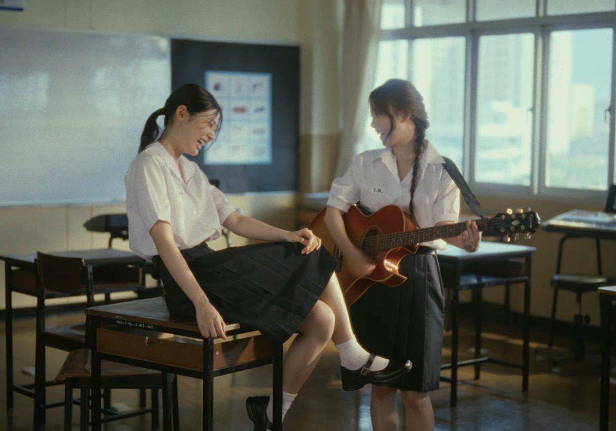 NightBeforeMoon tweet media