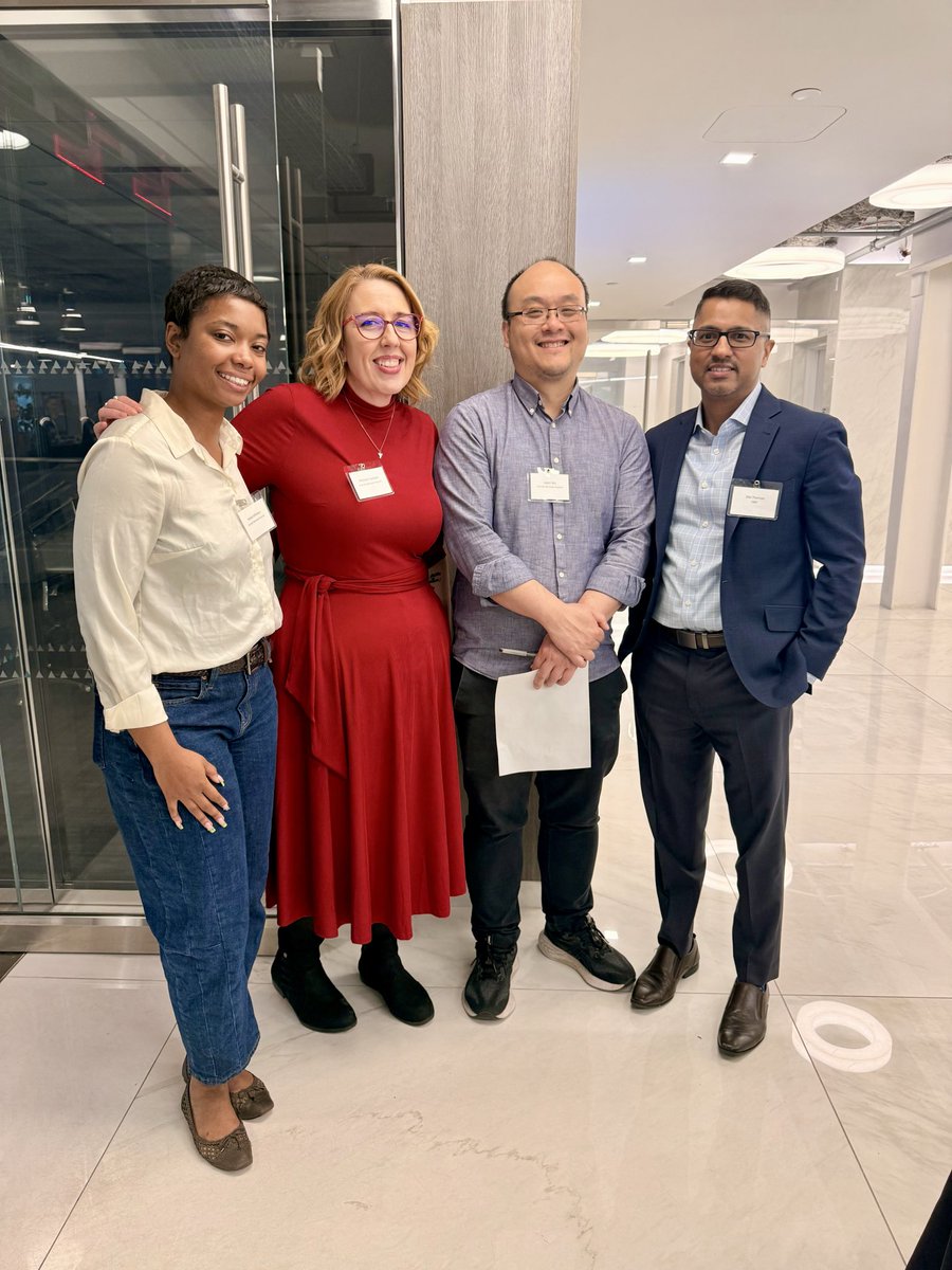 SibiThomas_'s tweet photo. A fabulous evening with @HSC_NY members @cbz office this week. Thank you all for the important work you do and the way you impact our communities. Looking forward to more of this get together in the future. https://t.co/YlLKFDTXhe