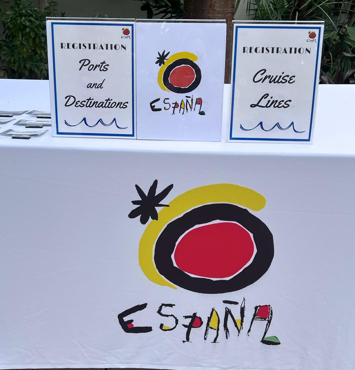 Turespana_'s tweet image. En el @SeatradeCruise Global en Miami,  @Turespana_ organizó con @PuertosEstado un encuentro con navieras. 

🚢23 Puertos españoles se han reunido con más de 20 navieras para trabajar sobre el futuro del sector, la #sostenibilidad y la #digitalización.