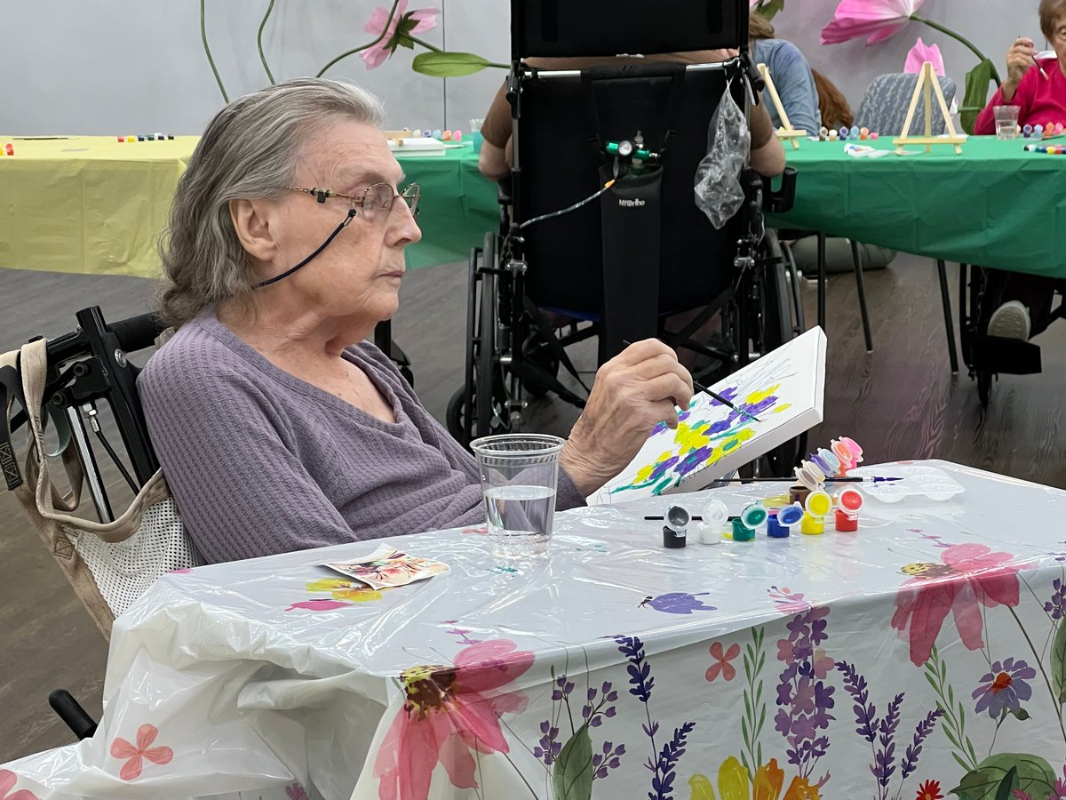 GurwinJewish's tweet image. Celebrating #EarthDay at Gurwin Jewish Nursing &amp;amp; Rehabilitation Center. Our Artist in Bloom creative painting workshop brought residents together to capture the beauty of nature.
#SeniorLiving #ArtTherapy #Gurwin #SkilledNursing #LongTermRehab #ShortTermRehab #Commack #LongIsland