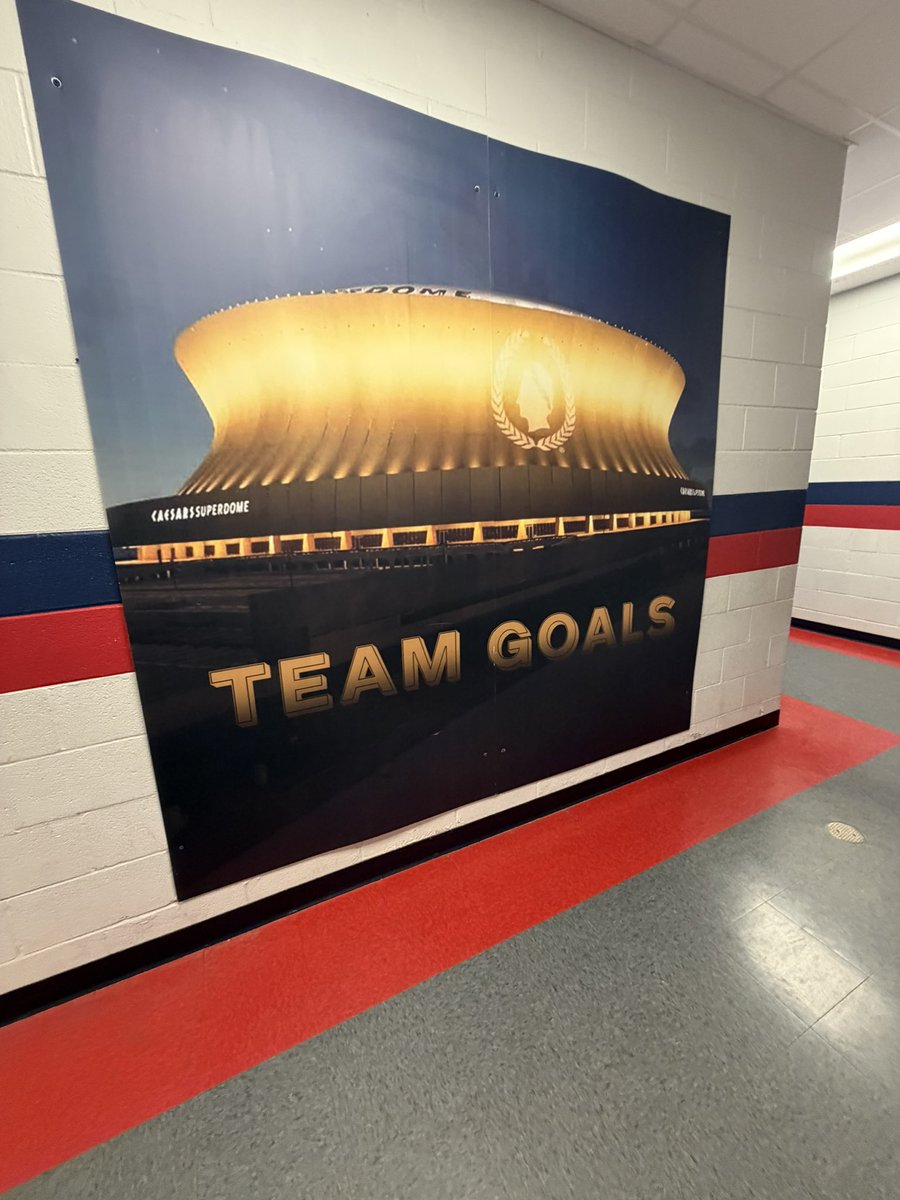 CoachCaraboa's tweet photo. Big thanks this morning to @aburnette318 and @football_fphs for the hospitality and time spent with @TAMUT_football
#RiseUp27 | #SoarEagles https://t.co/8pnNWtZEUY