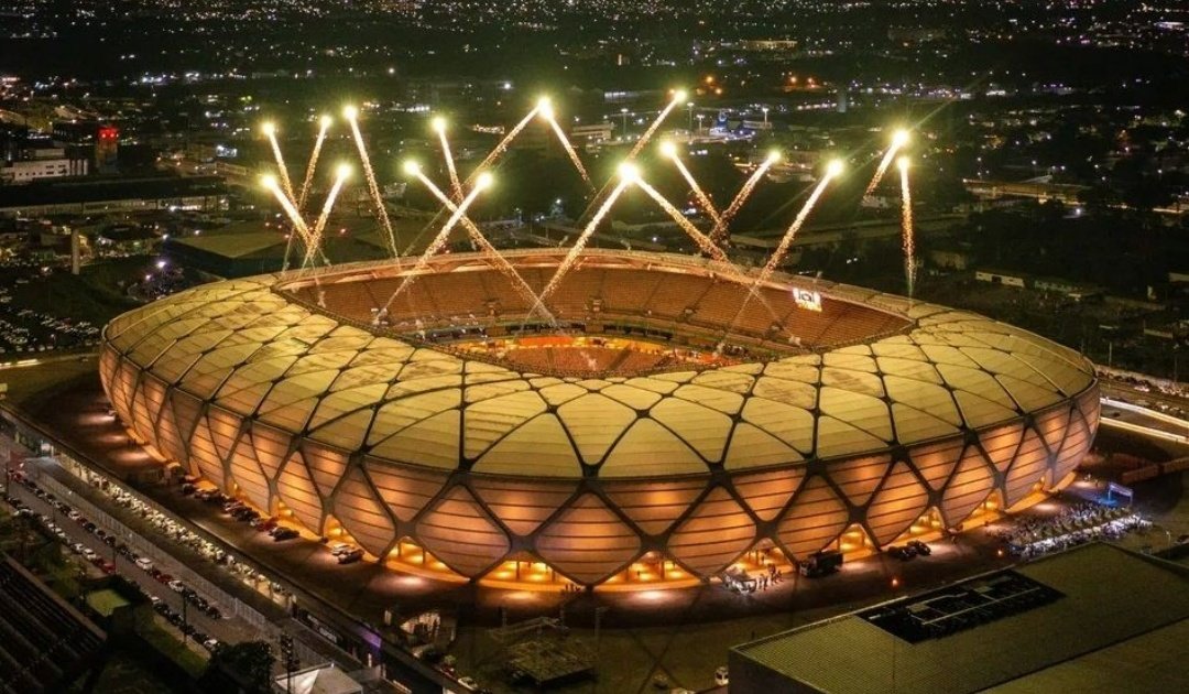 Noite de Copa tweet media