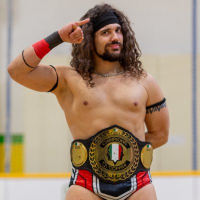 conte_pw's tweet photo. #ANDNEW 🏆 #NuovaFotoProfilo https://t.co/KvVLjyciZv