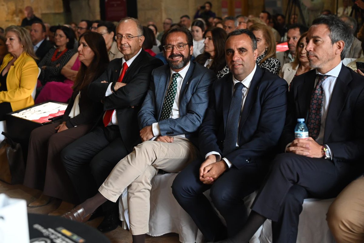 Francis Rodríguez tweet media