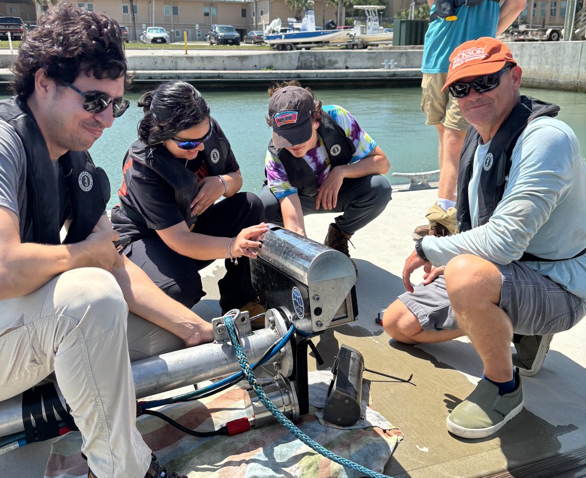 University of Texas Institute for Geophysics tweet media