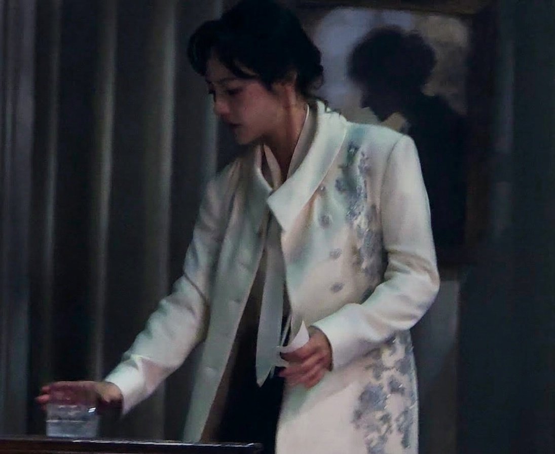 개인적으로 일기장그림이랑 엠마가 겹쳐보일때 넘 좋음...