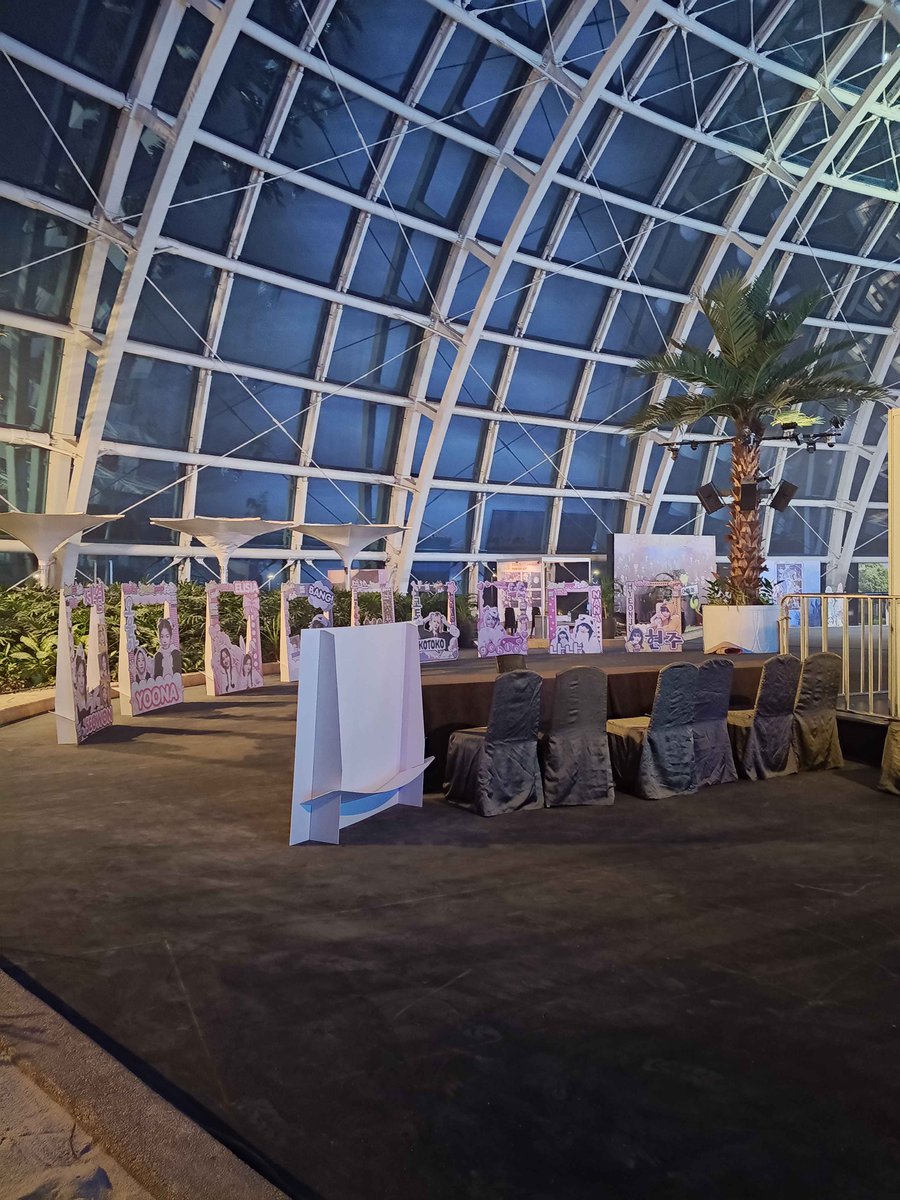 UNISZone tweet media