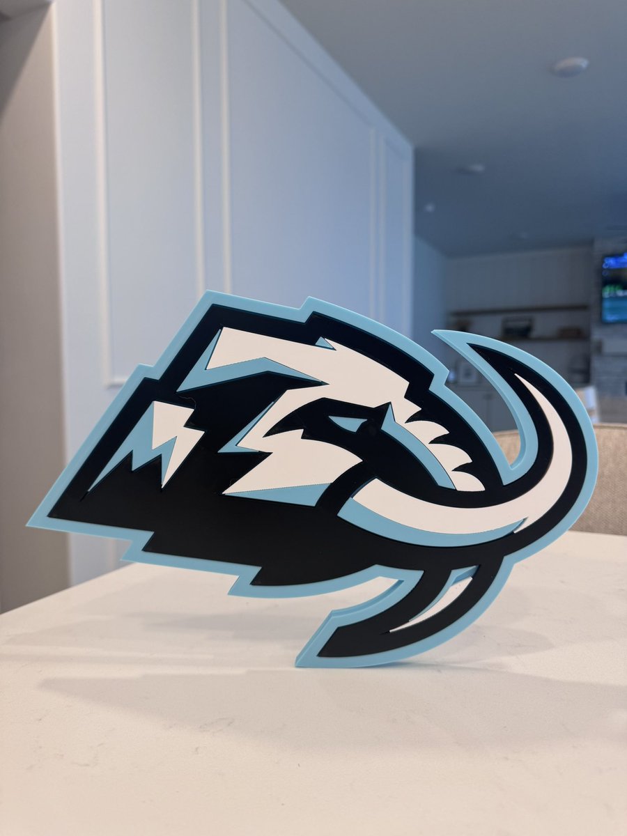 jenn ◡̈ tweet media