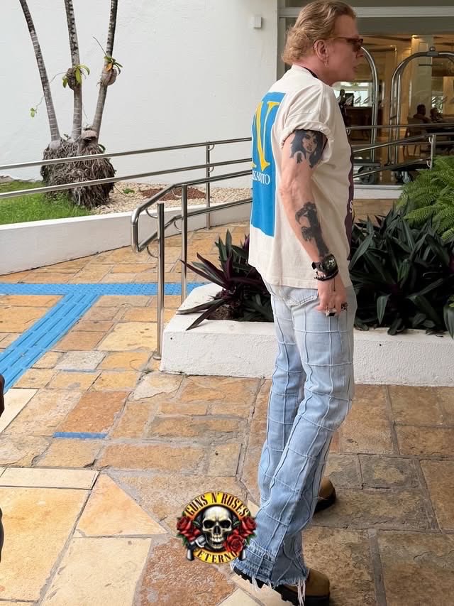 𝓇𝒶𝓎 tweet media