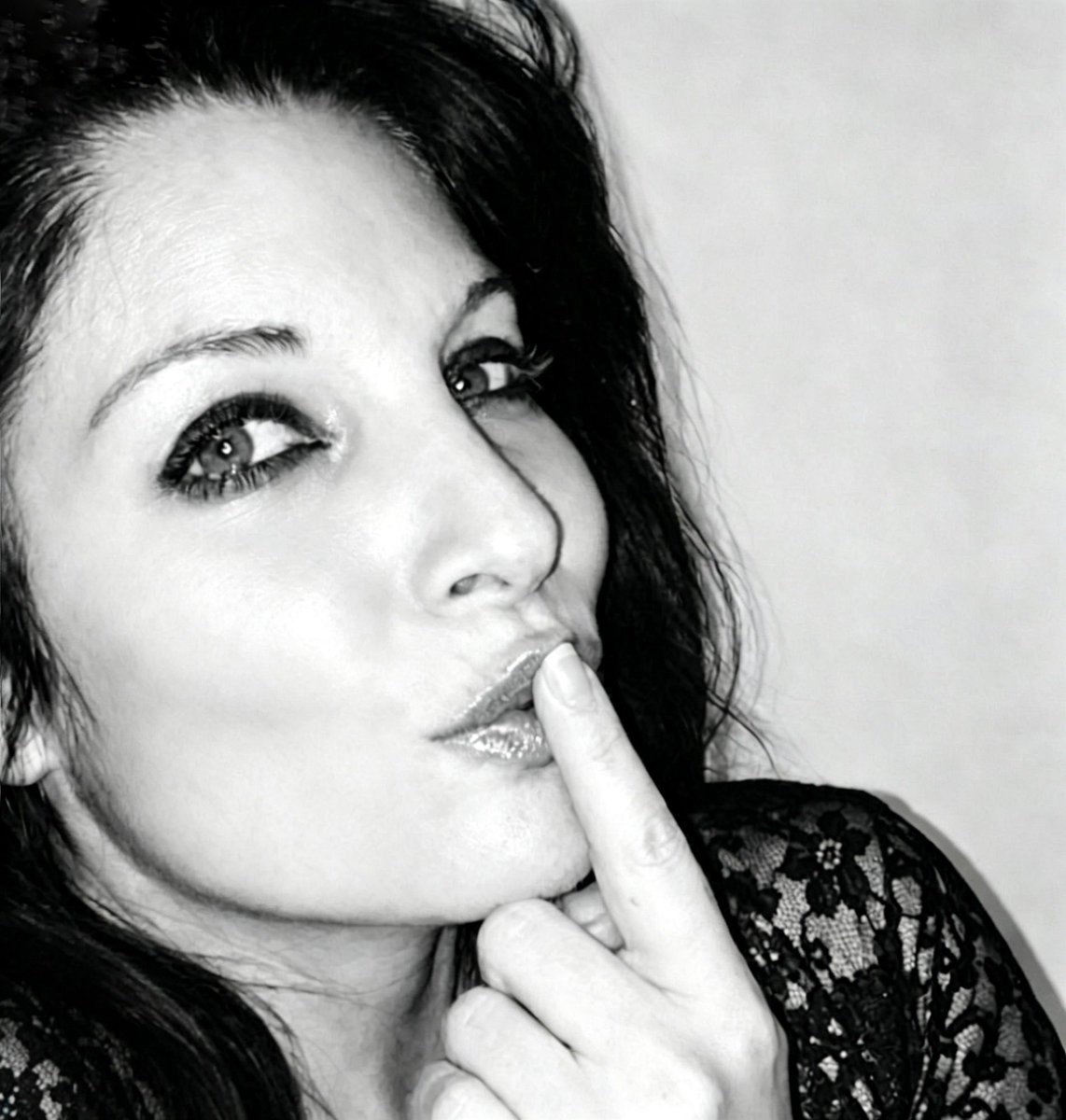 888loanmo's tweet image. #challenge🖤🤍