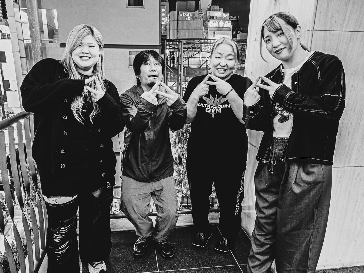 sato_isam's tweet image. 4.24 プロミネンス4周年記念飲み会 at ちゃんす

【さいこーだった】

みんなにも会えたし、最高に笑えるイベントでした🍺

もちさんは残念だったけど
今度またこんな機会があるのなら、もちさん主役でおねしゃす🙏(笑)

大好きです✨✨✨

#プロミネンス
#世羅りさ
#夏実もち
#柊くるみ