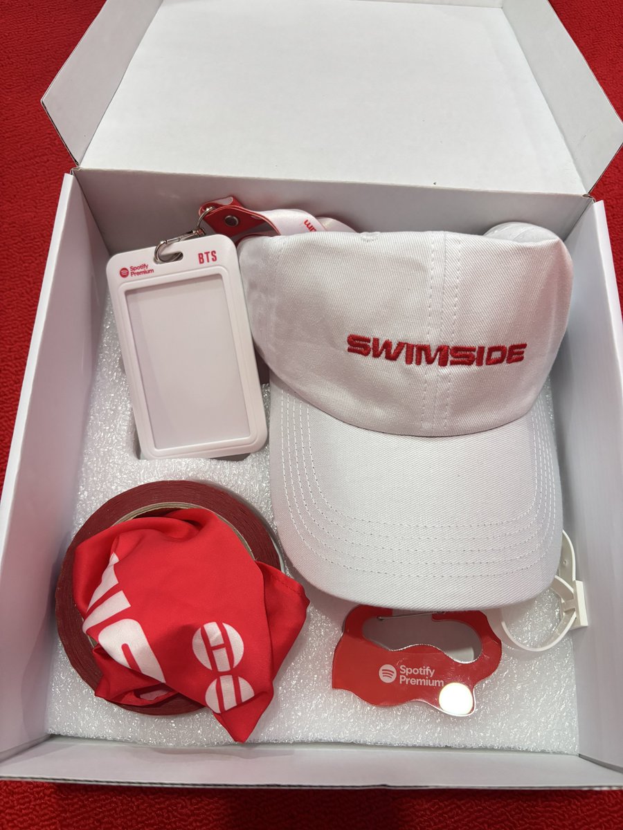 viernonchwe's tweet photo. @kookiesteaIer MBG merch bts gratis https://t.co/V3otGey8VL