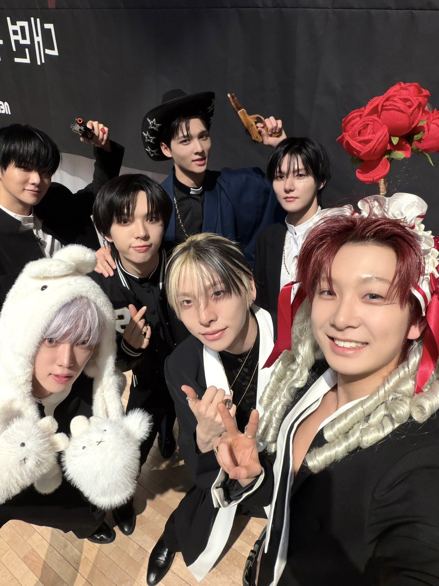 _AMPERSANDONE_'s tweet image. [📸] 2026.04.24 앰퍼샌드원 (AMPERS&amp;amp;ONE) 4th Mini Album [DEFINITION] FAN SIGN EVENT (NEMOZ LAB)

#앰퍼샌드원 #AMPERSANDONE #DEFINITION #GOD