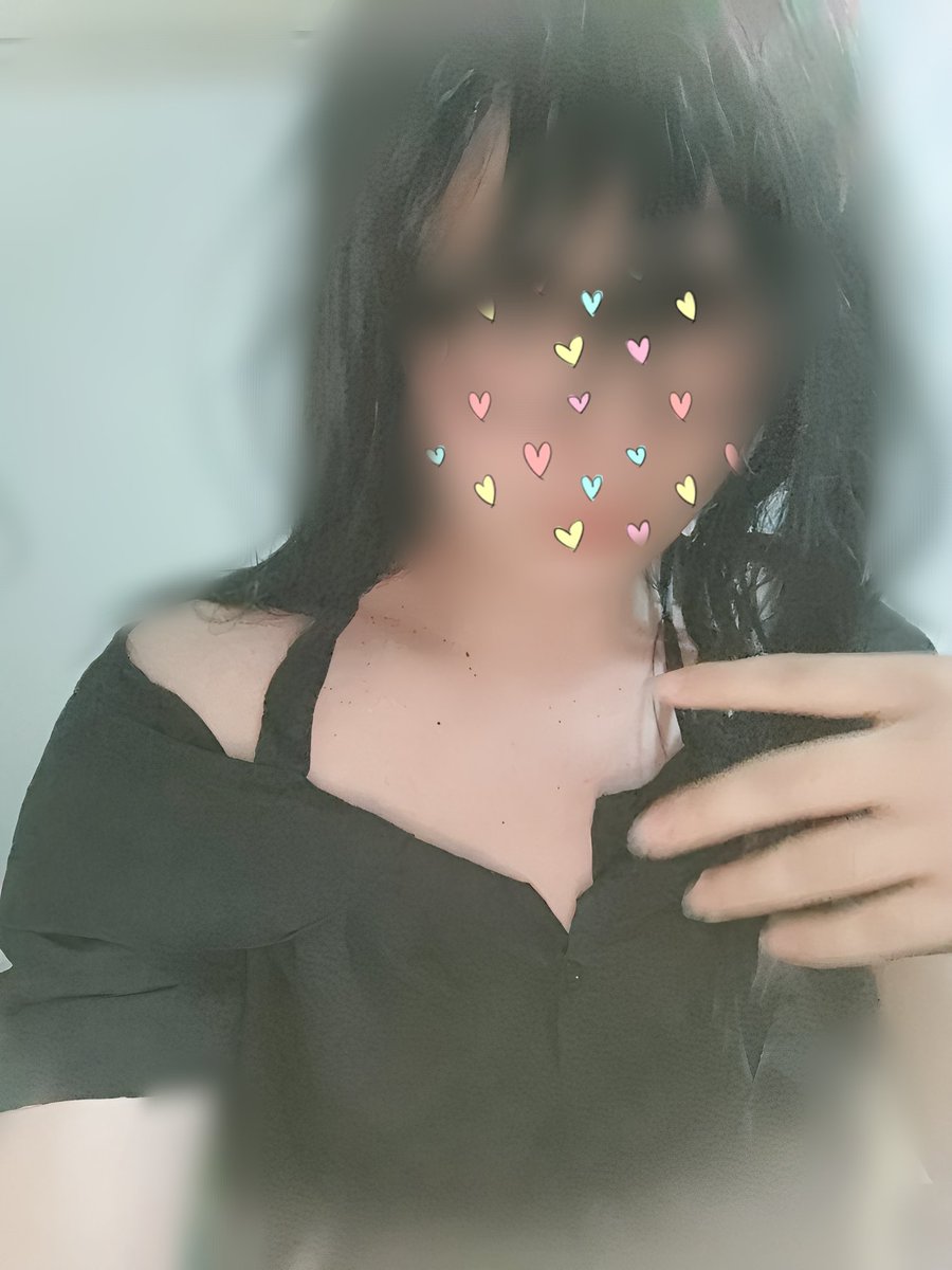Lily tweet media