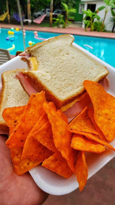 Food Pleaser tweet media
