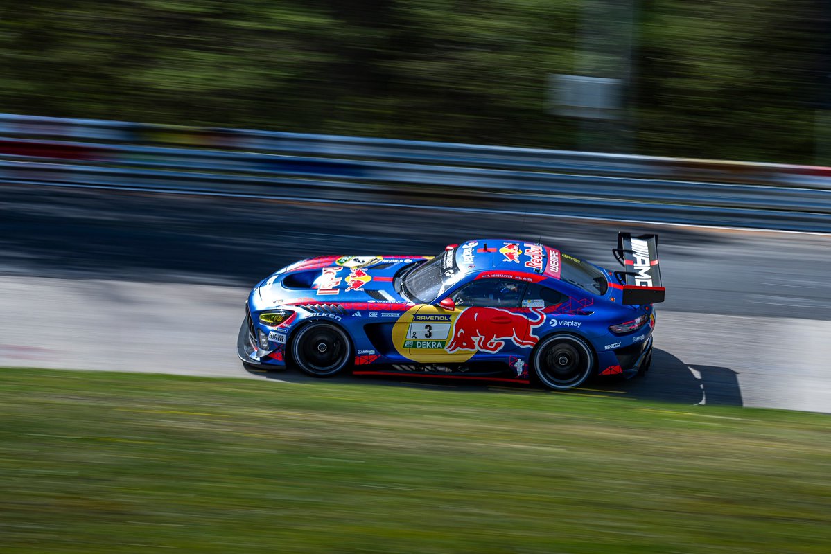 This is Formula 1 tweet media