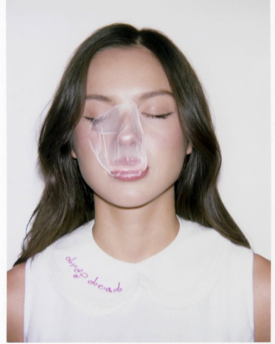 Olivia Rodrigo Charts tweet media