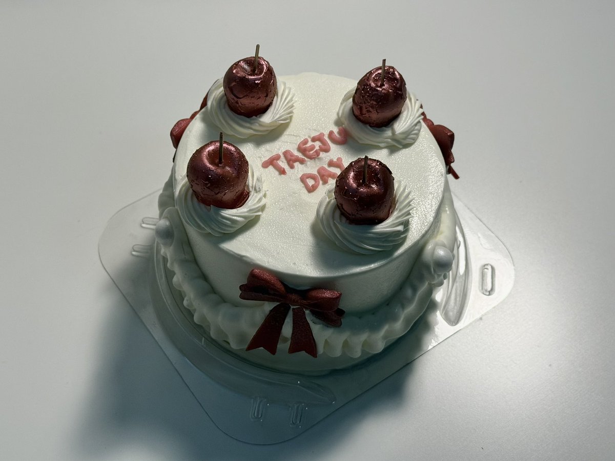 𐙚 ˚ ʜᴀᴘᴘʏ ᴛᴀᴇᴊᴜ ᴅᴀʏ 🍰 ⋆｡

૮ ˶ᵔ ᵕ ᵔ˶ ა <a href="/dmwk00/">으자/euja 💦🌰</a> 

#HAPPY_TAEJU_DAY
#0424_여태주데이💦🌰
#물가의밤 
#LowTideinTwilight