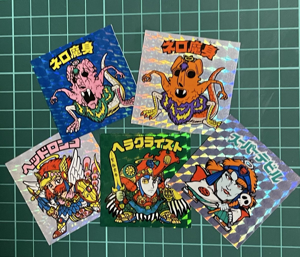 atsua2c's tweet photo. 何枚か失敗してしまい新たに5枚製作
(あくまで個人鑑賞用)

#ビックリマン https://t.co/DQYN9pqWtA