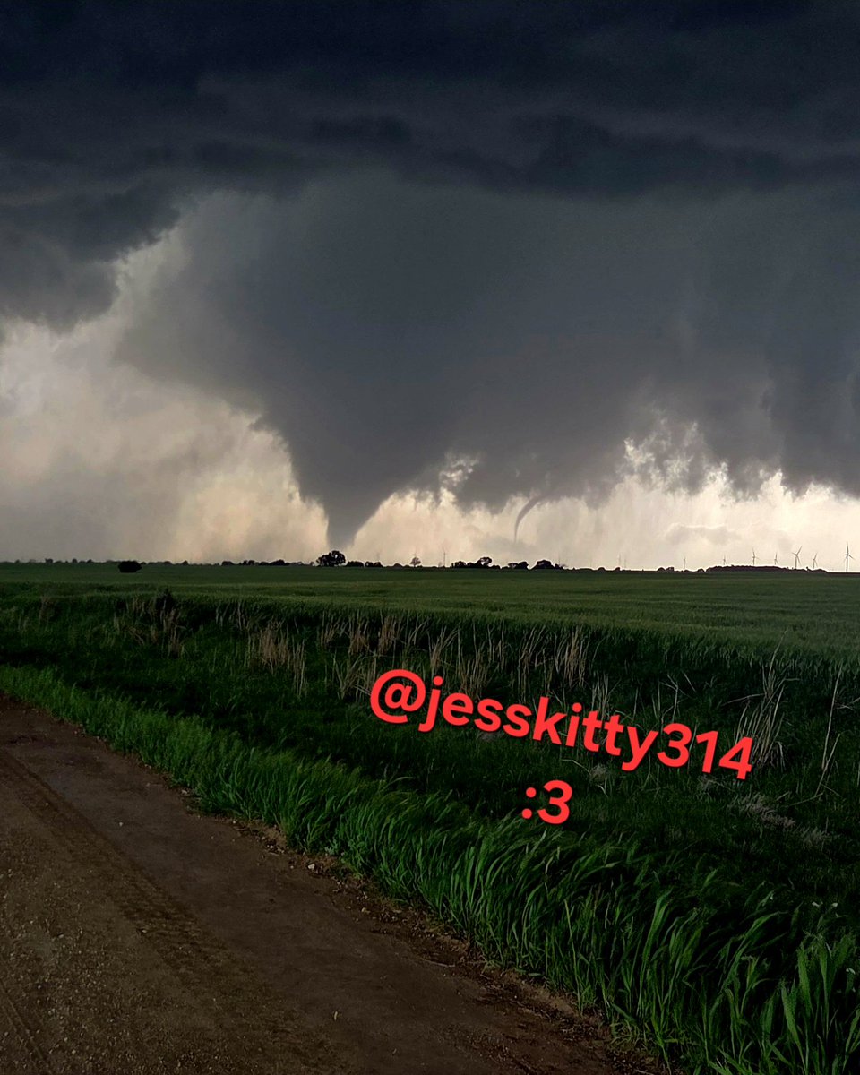 JessKitty🔜FWA tweet media