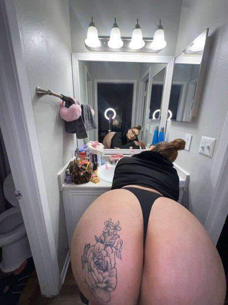 SophiTheEater ✨🍑🤡 tweet media