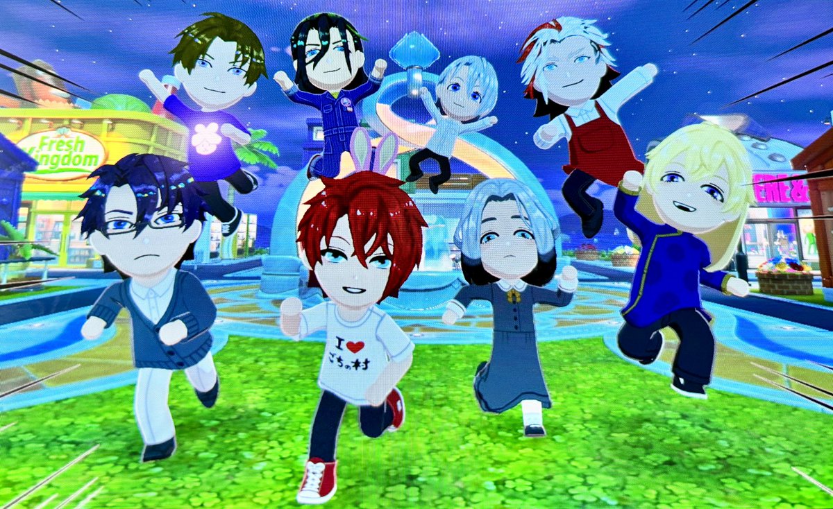 カニ島のあるじに写真撮ってきてって言われたので記念撮影してきたんだけど、右上にスーパーの店長がいてお腹痛くなるほど笑ってる