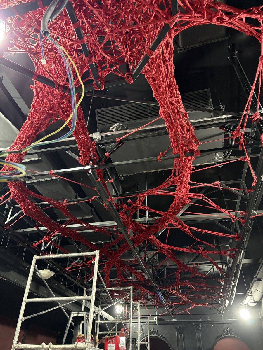 尼采_成都 tweet media