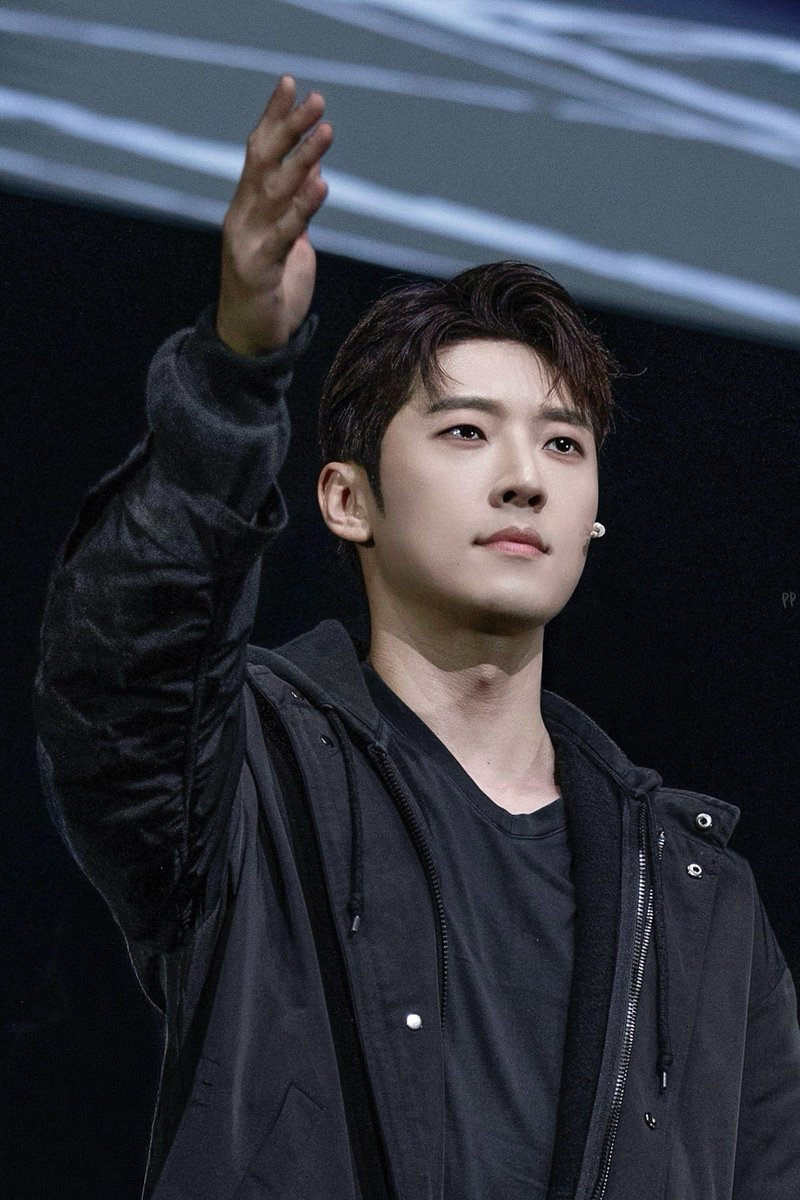 고야미 tweet media