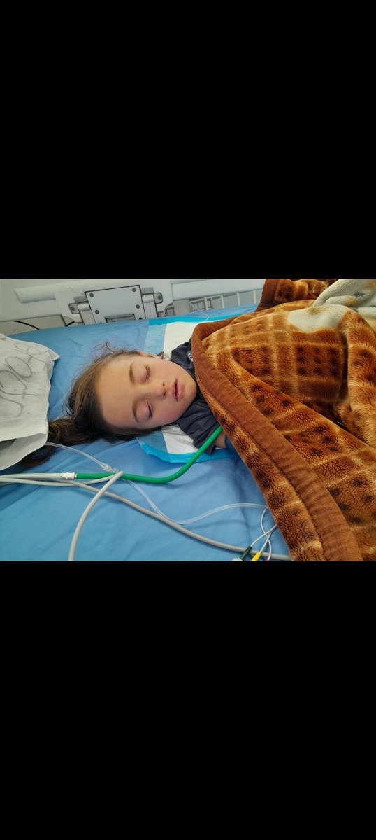 EkhlassMaher's tweet photo. I never imagined that the remnants of war could cause my daughter Siwar to develop Type 1 diabetes 😭💔
She urgently needs a glucose meter, test strips and insulin pens $100
Even $1 can make a real difference 🙏 Please don’t leave us alone 
https://t.co/axlhEUTJ59
@SaulWilliams https://t.co/r1K1sHpvYD