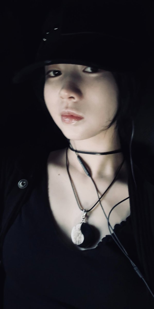 초나미 tweet media