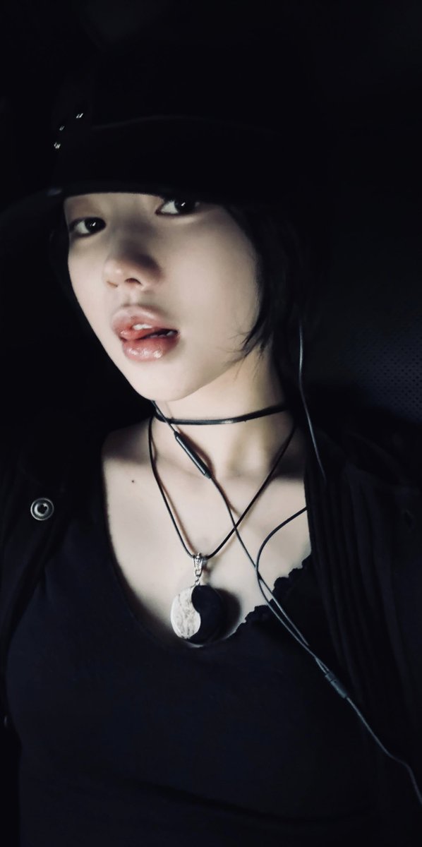 초나미 tweet media