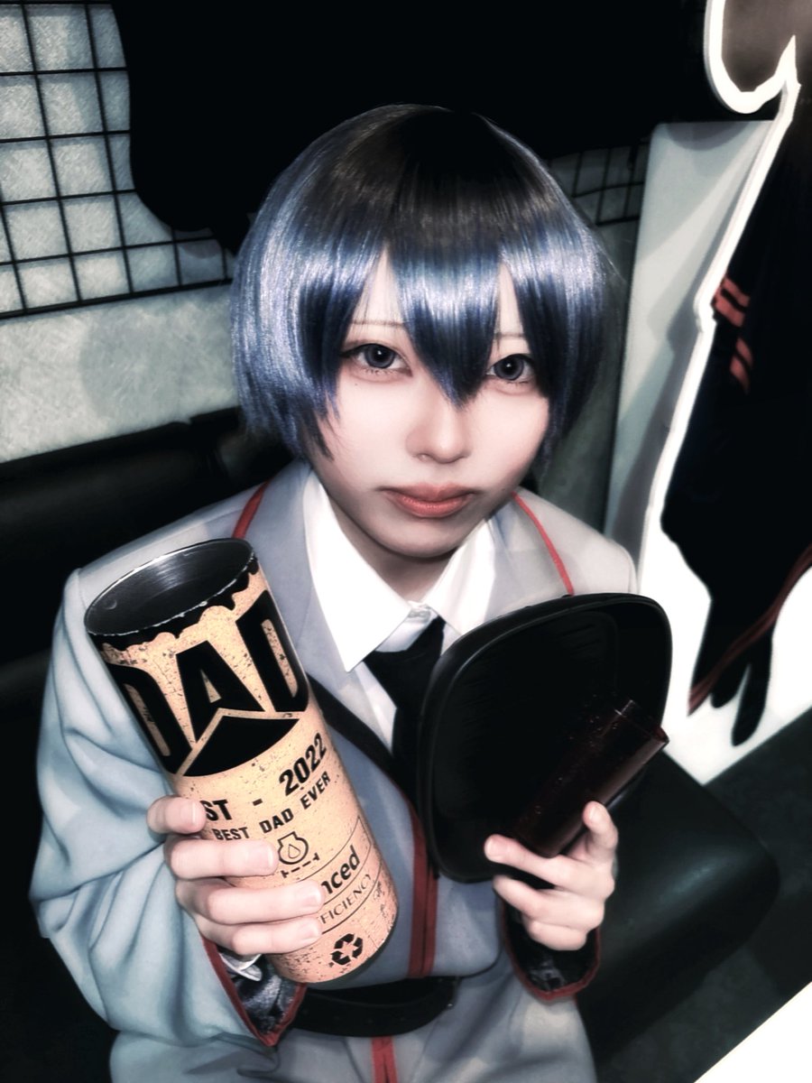 叶依@LEGION tweet media