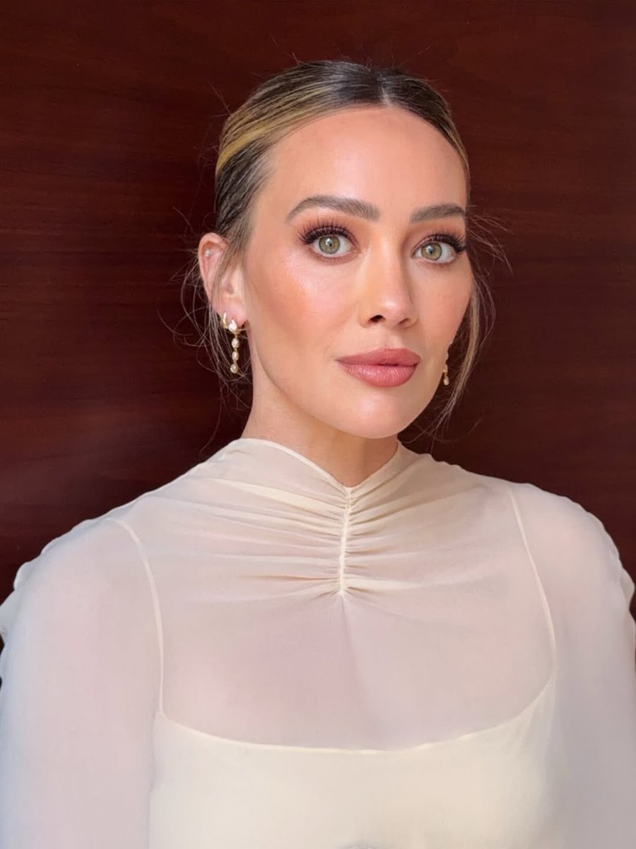 HilaryDiary's tweet photo. Hilary Duff x @TIME 100 Gala ✨ https://t.co/tjcxTqNQpm