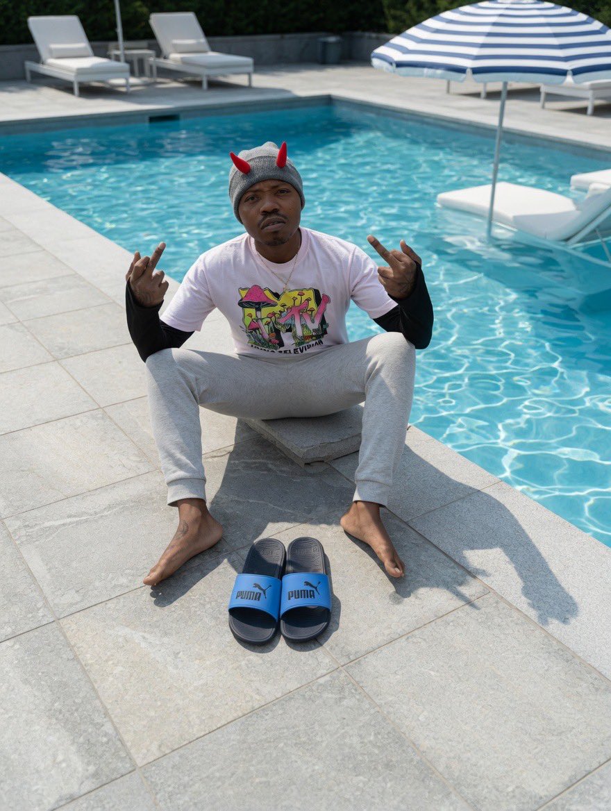 Bastiano17Fuego's tweet photo. Wake the fuck up f@gs so we can take swim you want whatβs in these grey joggers #pumas please use my as as u please muggle bitch boy type shit type shit Iβm your alpha god now worship me n begg me for forgiveness then pay up batty #findom #alphafeet #alphmaster #findomfeet #cashmaster #cashpigs #cashslave #masterfeet #slipkid #masterfeet17slipkid #socks #dirtysocks #toes #bottoms #tops #feet #foot #alphafoot #masterfoot #maskonmaskoff #swimfeet #swimfoot #demonfeet #wetfeet